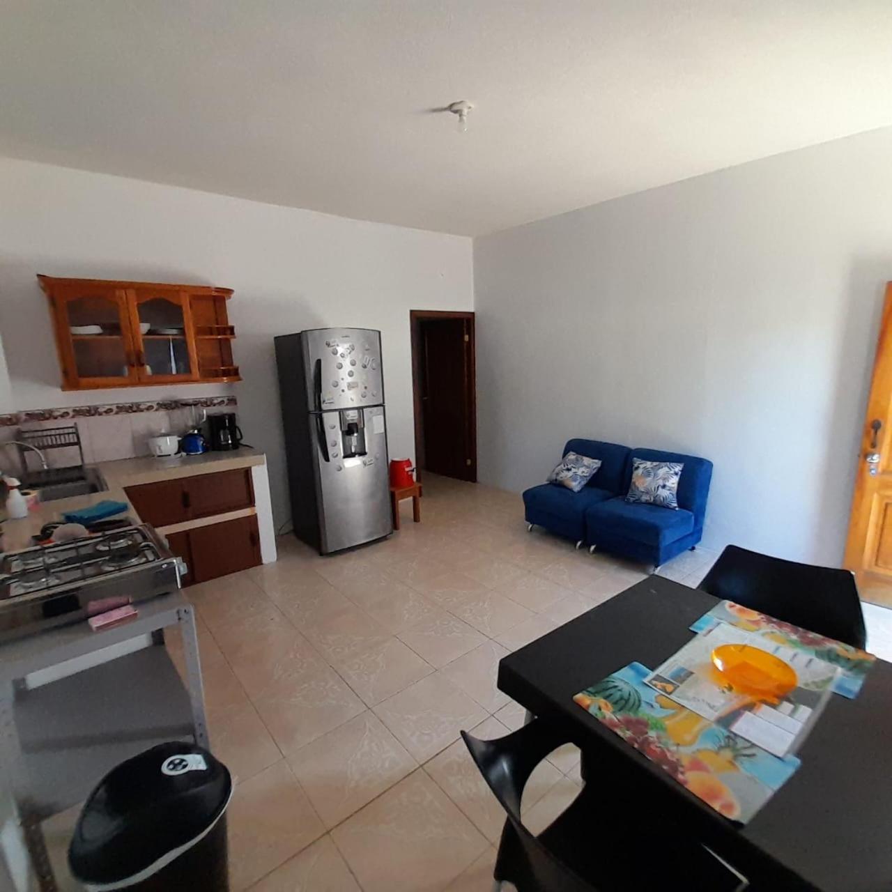 Apartahotel Casa Soleil Puerto Villamil Quarto foto