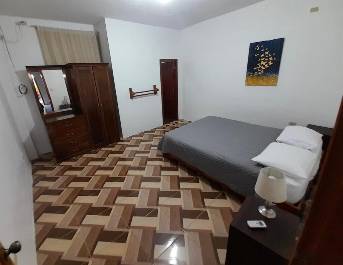 Apartahotel Casa Soleil Puerto Villamil Quarto foto