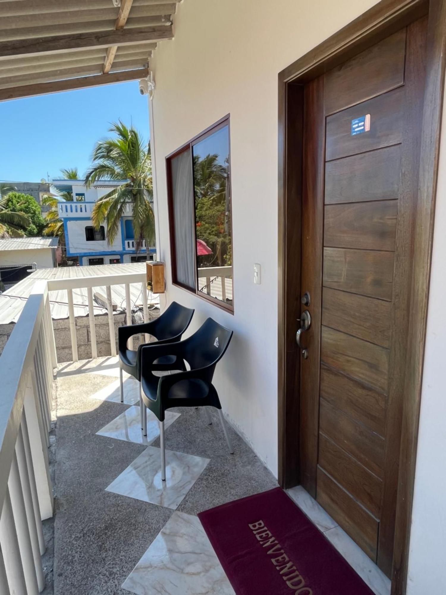 Apartahotel Casa Soleil Puerto Villamil Quarto foto